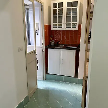 La Yucca Apartment *